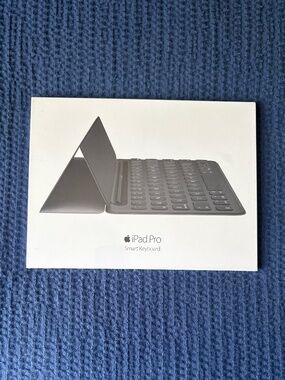 Apple Smart Keyboard for 9.7-inch iPad Pro